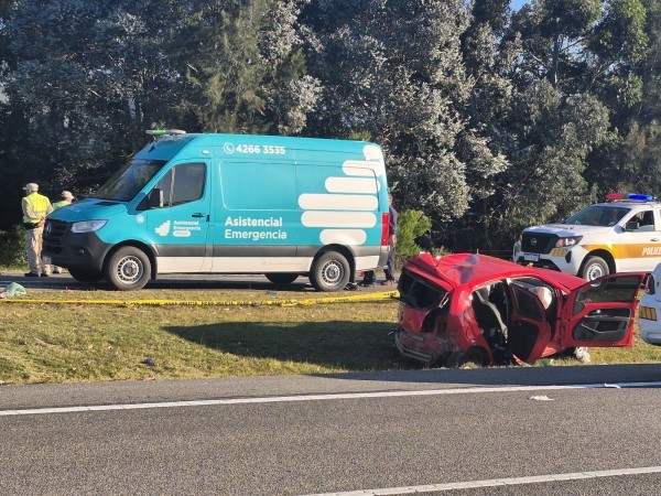 Falleció la mujer que estaba grave tras ser embestida por una camioneta en ruta Interbalnearia