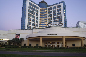 Temen más despidos en Conrad
