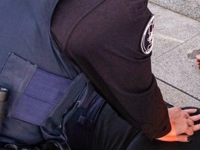 Policías salvaron con maniobras de RCP a un hombre que sufría un paro cardiorrespiratorio