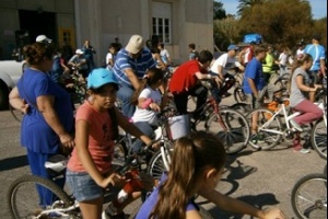 Bicicleteada solidaria para ayudar a futuros padres de trillizos