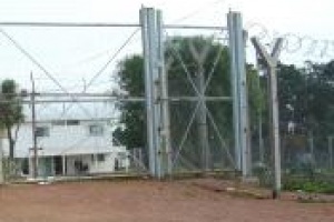 Se quedó en la cárcel mujer que pretendió ingresar drogas a la hora de visitas