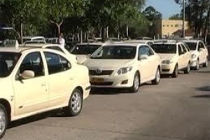 Taxis: Pidiendo cedula se aleja al pasajero sin atacar el verdadero problema