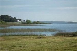 IDM y MVOTMA trabajan en un plan local para la Laguna del Sauce