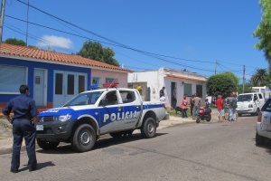 Un detenido y 63 personas identificadas en operativos en espacios públicos