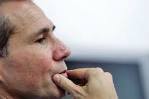 Investigan ahora a personas del entorno de Nisman por presunto lavado de dinero