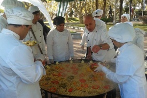 Paella gigante en San Carlos