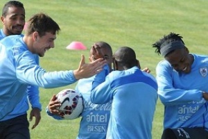 Uruguay va por la clasificación