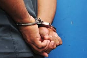 Arresto ciudadano en complejo habitacional de Maldonado