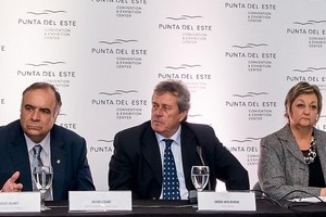Ratifican compromiso para finalizar Centro de Convenciones