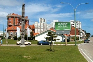 Biblioteca de Punta del Este cumple su primer año