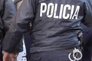 Un hombre fue rapiñado y lo dejaron desnudo en San Carlos