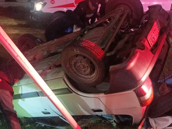 Un niño resultó herido tras espectacular vuelco en Aparicio Saravia