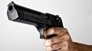 Hombre herido de balas en su casa debió ser intervenido quirúrgicamente