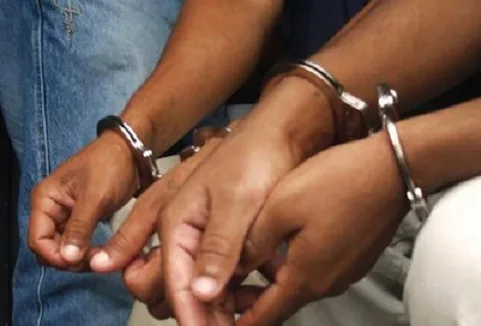Están detenidos resp...