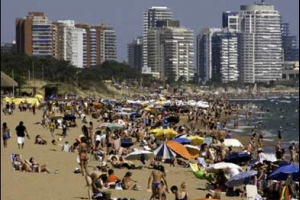 Continúa reducción y exoneración de impuestos para turistas uruguayos 