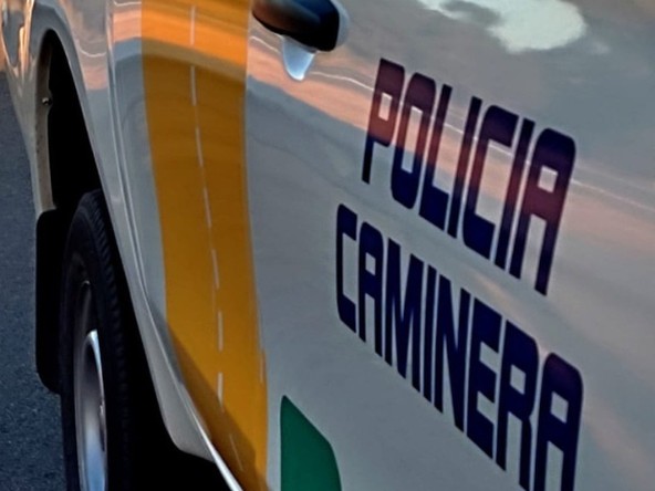Conductora con espirometría positiva colisionó con una columna en ruta Interbalnearia