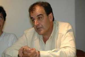 Sector de Oscar de los Santos pide reencauzar la relación del Frente Amplio con el  campo popular y el Gobierno
