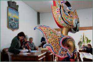 Cultura recibió la donación de una marioneta tradicional de Indonesia