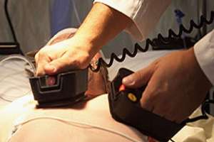 Policía salva la vida de un hombre en Piriápolis