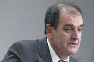 De los Santos defiende el sistema cooperativo y arremete contra Antía por su decisión