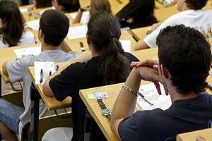 Rotary Maldonado ofrece becas universitarias