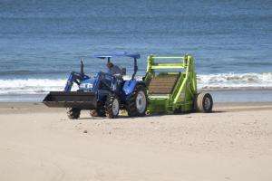 intendencia de maldonado prepara las playas para la temporada estival