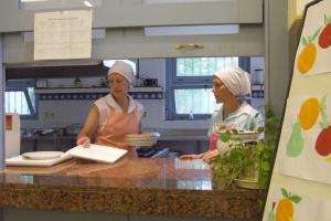 Intendencia convoca a personal de servicio para Centros CAIV