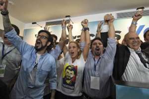 la oposición de venezuela obtuvo una amplia victoria en las elecciones parlamentarias sobre el chavismo