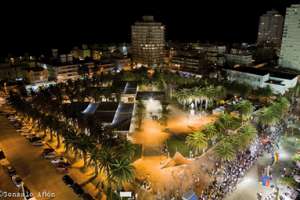 Los músicos reclaman que se les pague por actuar en la Plaza Artigas de Punta del Este