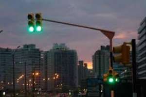 No funcionan semáforos en varios cruces importantes de Punta del Este
