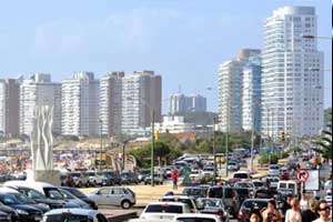 Estiman que hay una muy buen presencia de turistas en Maldonado, aunque la temporada empezó tarde