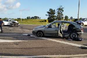 Una fallecida y otra mujer grave tras choque en Ruta Interbalnearia