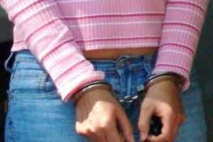 A la cárcel una mujer que intentó ingresar droga a Las Rosas