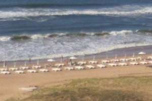 Intendencia notificó a 160 administradores de edificios por colocación de sillas y sombrillas en playas: comienzan a multar