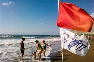 Piden que presten atención a los lugares habilitados para bañarse