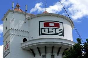 Pese a nuevas denuncias de vecinos, OSE vuelve a asegurar que el agua en Maldonado “es potable”