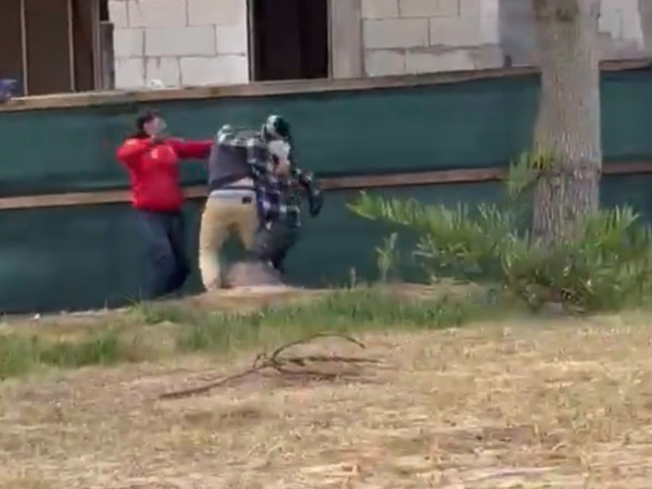 Video: golpes de puñ...