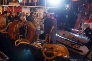 Rescataron a tripulación de velero pero el barco quedó a la deriva en la bahía de Maldonado