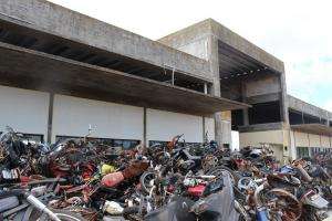 Buscan dar más seguridad al predio del Mercado Agrícola: hay 5000 motos incautadas