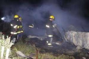 La policía investiga algunos aspectos que no están claros aún sobre el incendio en vivienda de Cerro Pelado, donde murió una mujer.