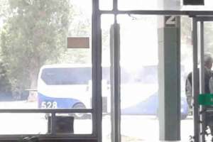 Ómnibus se incendió en la Terminal Piriápolis; Bomberos lo controló rápidamente 