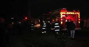 Incendio en locales de la zona del cementerio deja una mujer con principio de intoxicación