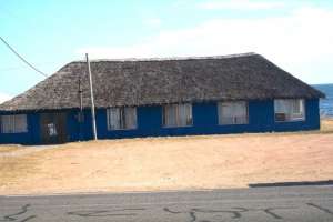 Cometieron una rapiña en Playa Hermosa, escaparon en un taxi y fueron detenidos en Punta Ballena