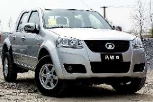 Policía detuvo a un hombre que circulaba en camioneta robada
