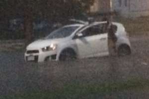 Temporal en Maldonado: calles inundadas y pluviales desbordados pero no hay evacuados