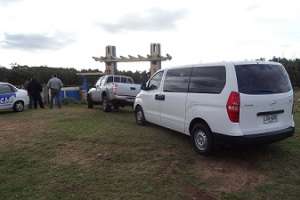 Inspeccionaron campo de Lázaro Baez