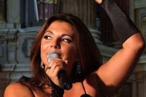 Junta reconocerá a la soprano Luz del Alba Rubio