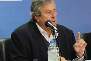 Ya hay tres denuncias contra la administración de los Santos por presuntos delitos y se anuncia una cuarta 