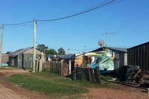 Vecinos de Los Eucaliptus, con fecha y hora de desalojo, piden una solución