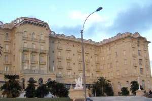Se postergó nuevamente la apertura de las ofertas para la concesión del Argentino Hotel de Piriápolis